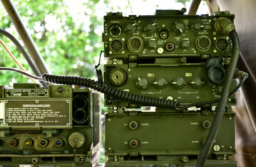 R-168: The Russian Military Radio That’s Not So Russian
