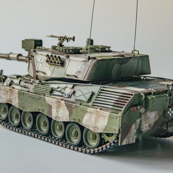 Training for the Mission – Ukrainians Learn to Operate the Leopard 1 A5