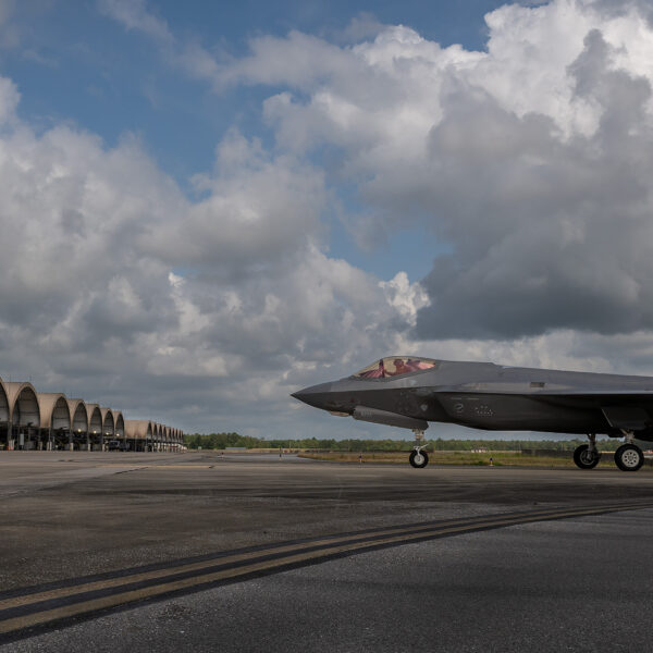 Weapons Tester Cites Further F-35 Challenges (excerpt)