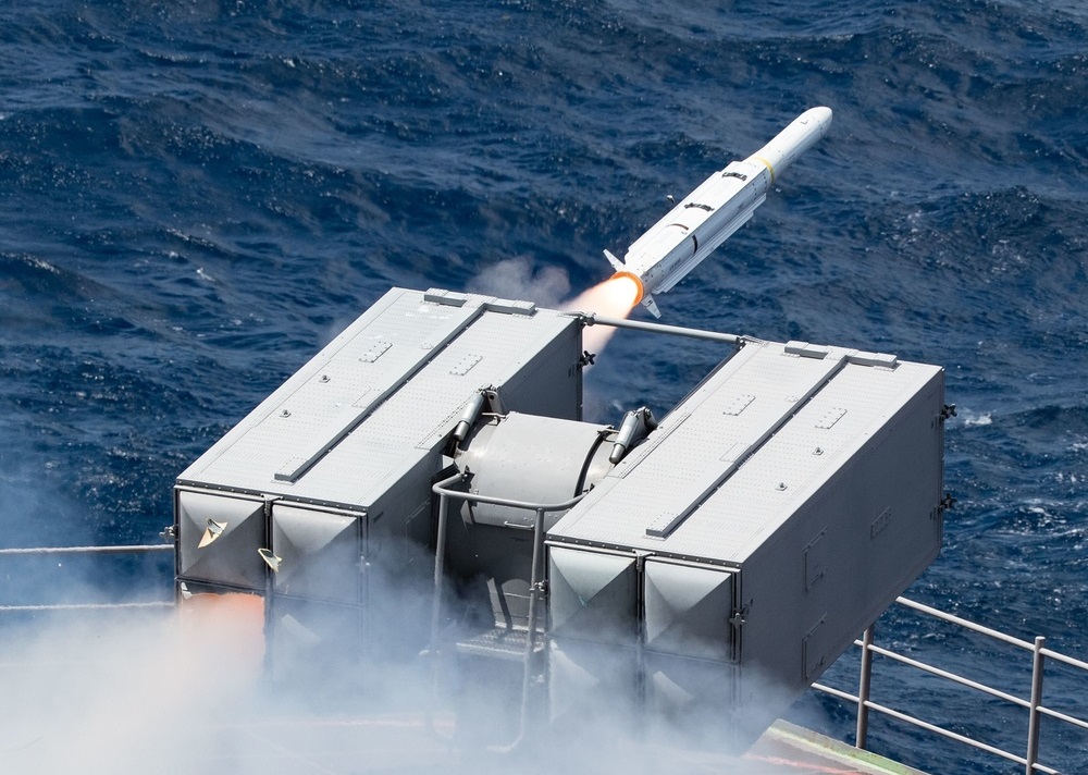 Raytheon Secures 0 Million ESSM Block 2 Production Deal with Japan’s MELCO