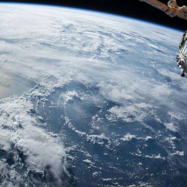 Spacecom and Israel Aerospace Industries Signed a Purchase Agreement for Amos-6 Satellite; Deal Estimated at $195 Million