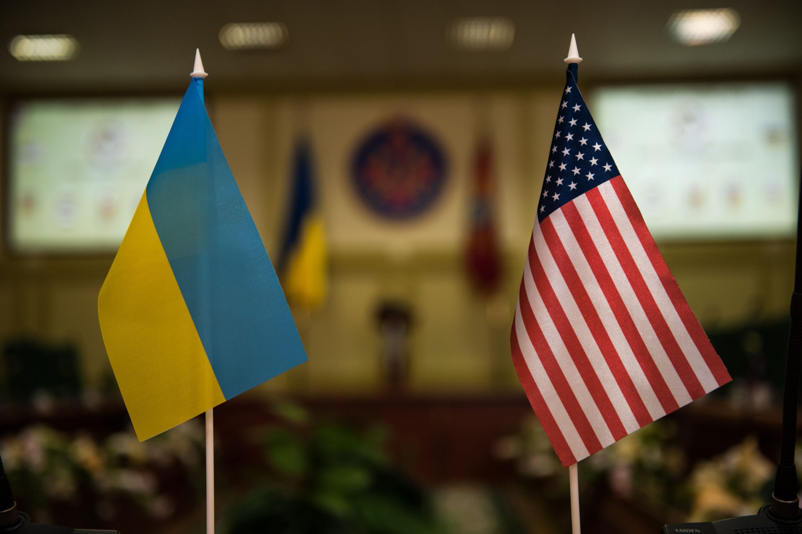 Pentagon Resumes 155 mm Shell and GMLRS Rocket Deliveries to Ukraine
