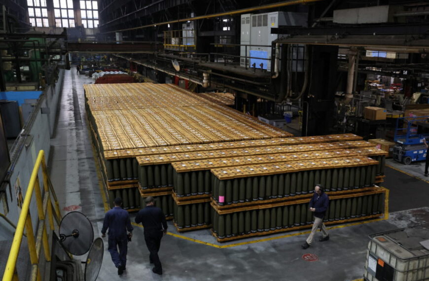 Kyiv Sets January 2026 Deadline for 50% Local Arms Production