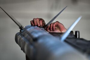 Canberra Secures 400 Advanced AMRAAM Missiles in .39 Billion Air Defense Deal