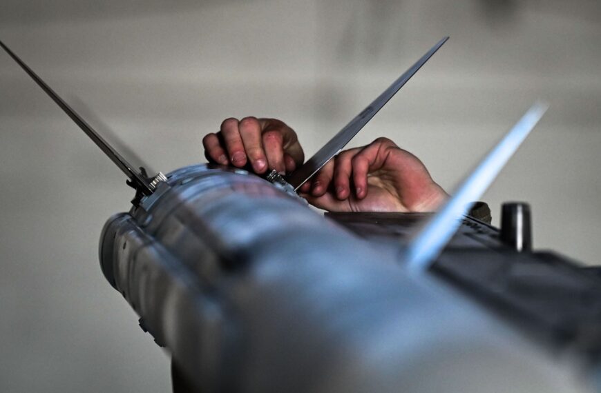 Canberra Secures 400 Advanced AMRAAM Missiles in $1.39 Billion Air Defense Deal