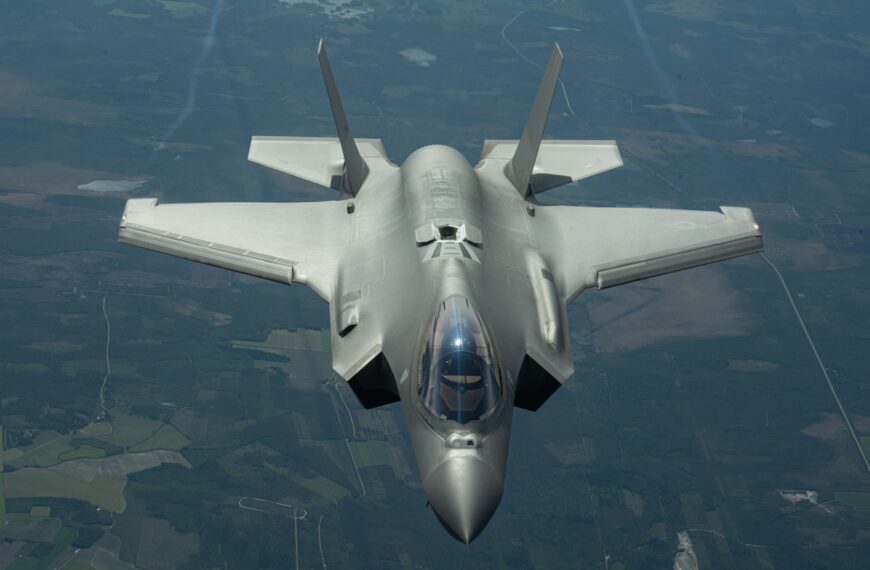 Dutch and Norwegian F-35s Deploy to Poland to Secure Ukraine Supply Lines