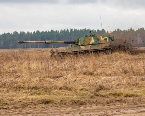 Poland Signs $6.7 Billion Deal for K2 Tanks, Engineering Vehicles, and U.S. Breacher Platforms