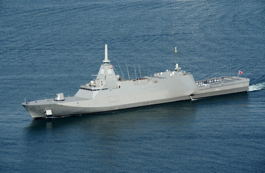 Australia Awards A Billion Mogami-Class Frigate Contract to Japan’s MHI