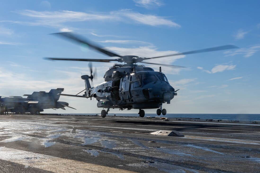 U.S. Navy photo by Mass Communication Specialist Seaman Apprentice Alyssa Joy