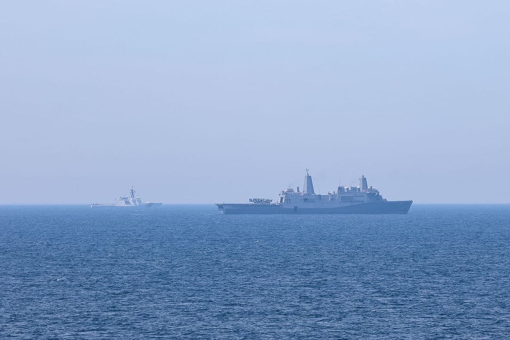 U.S. Navy Photo by Mass Communication Specialist 2nd Class Savannah Hardesty